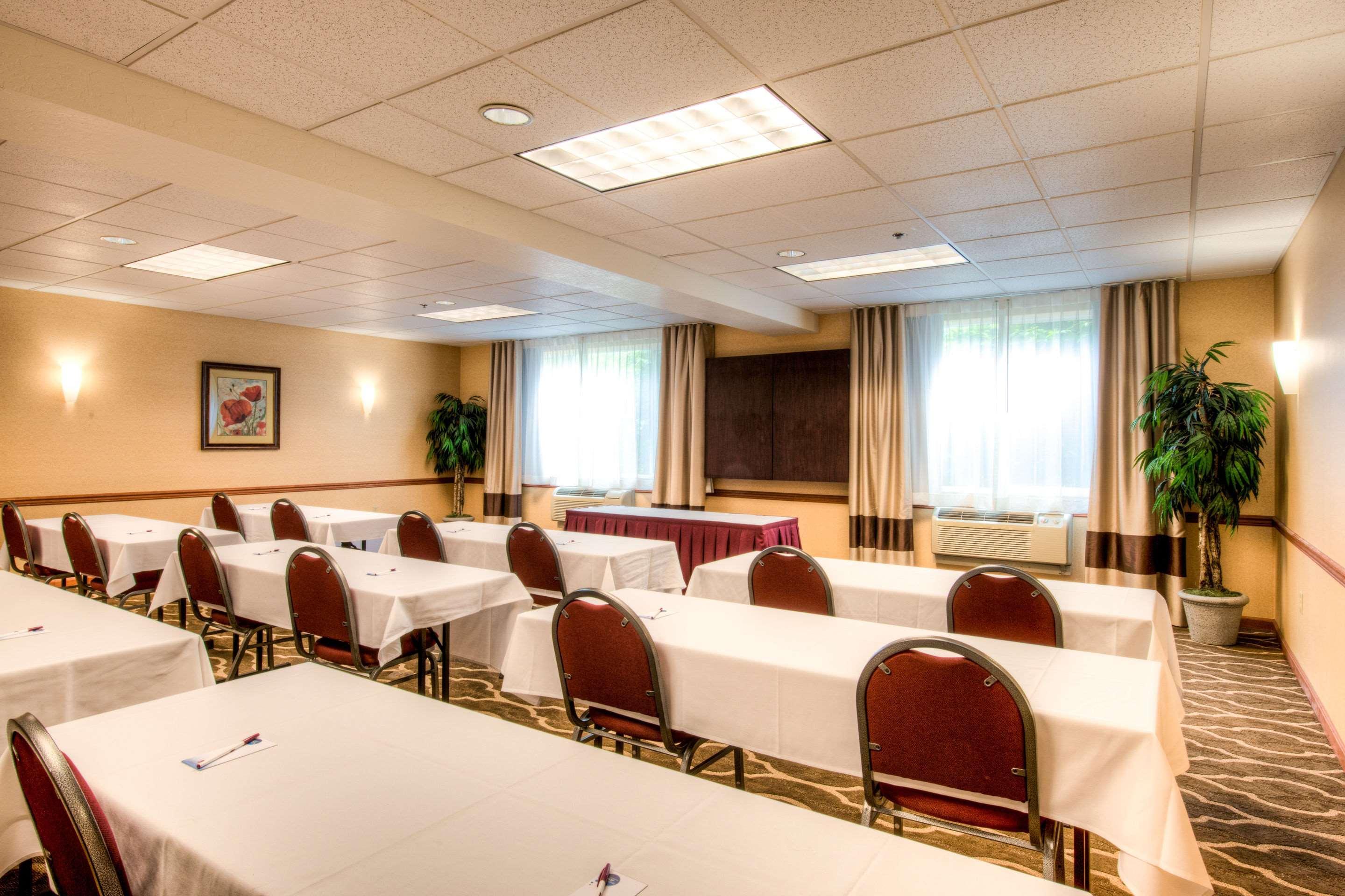 Comfort Suites Springfield-Eugene Extérieur photo